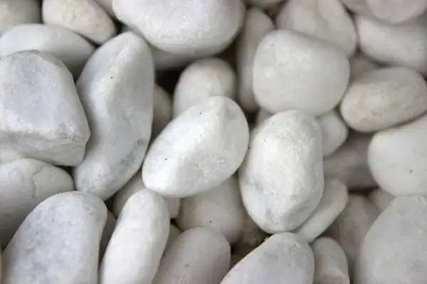 pebble steinchen stones