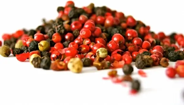pepper black red