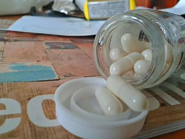 pills pill bottle bottle