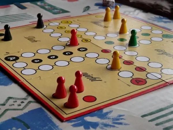 play parchesi up-not cone