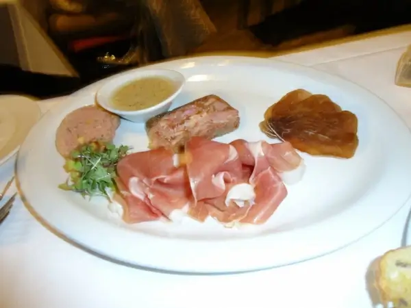 rabbit meat with rabbit dip