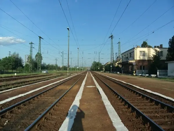 rail train tracks