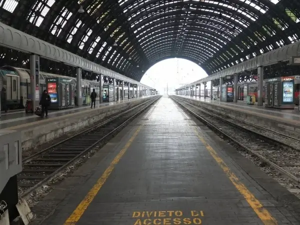 railway station milan train