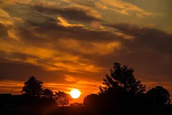 red morning sky