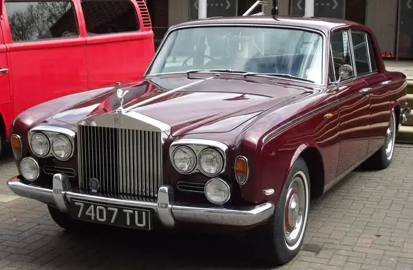 rolls royce silver shadow 