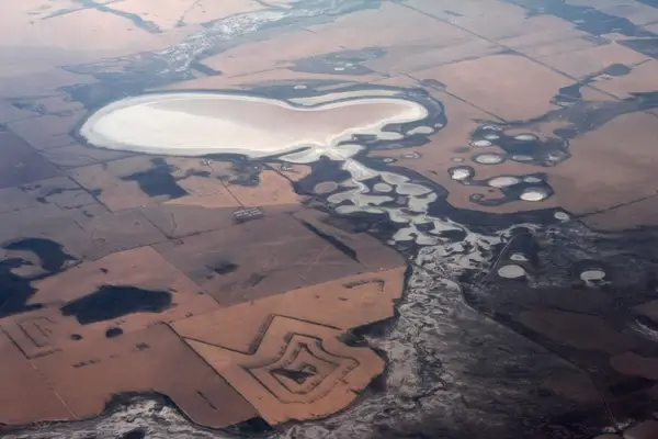 salt lakes western australia from the air