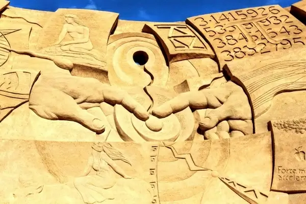 sand sculpture sandworld