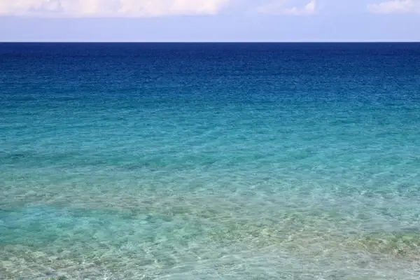 sea and horizon