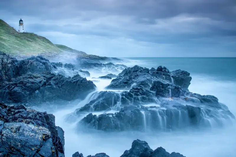 sea scenery picture dynamic wavy rocky beach 