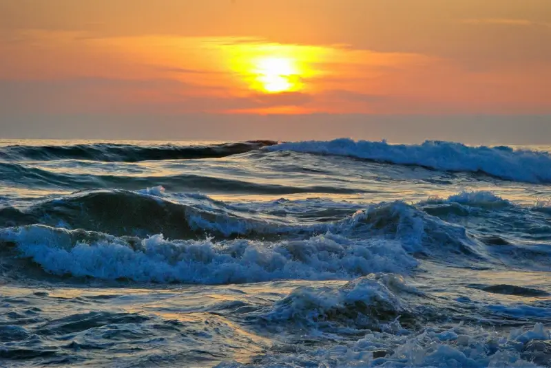 sea scenery picture wavy dark twilight scene