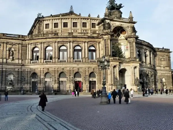 semper opera house dresden city