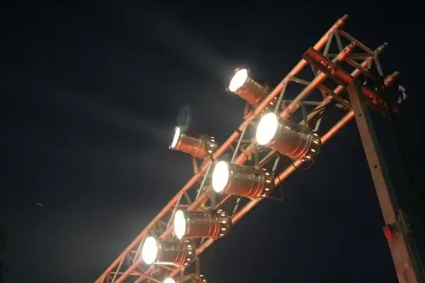show lights beam