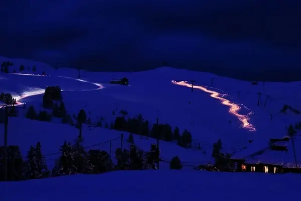 skiing with lights