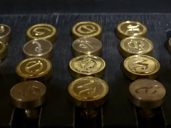 stamp stamp seal seal 