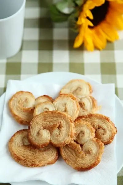 sugar and spice pastry