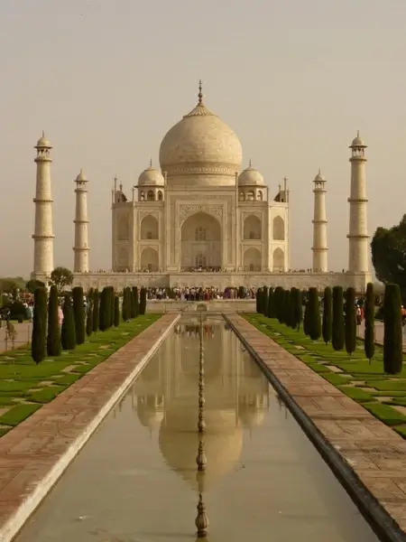 taj mahal mausoleum agra