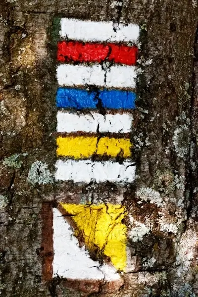 tourist markings