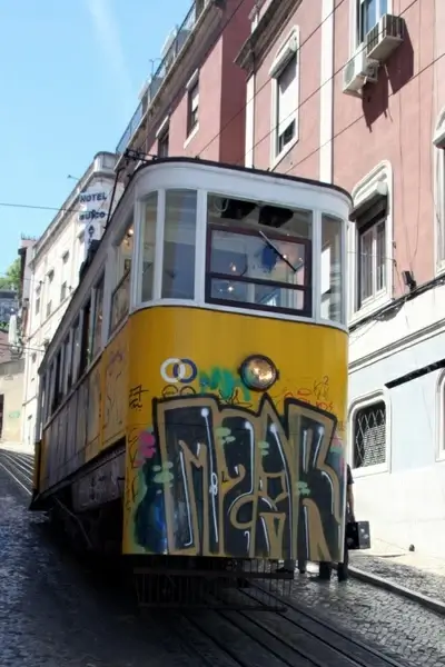 tram