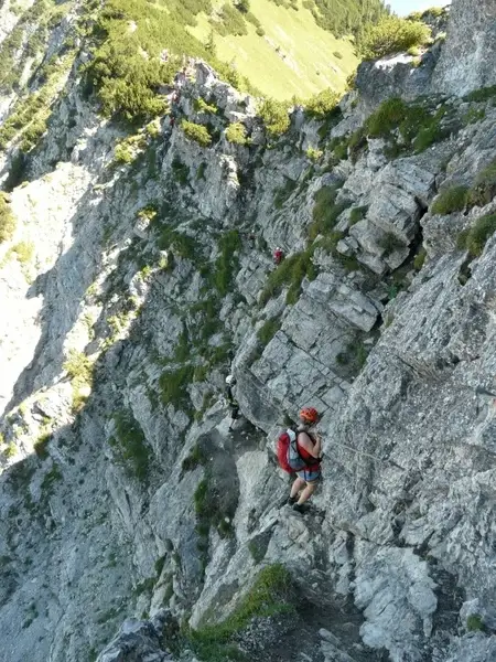 traverse climbing climber