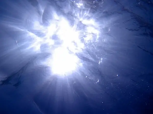 underwater light