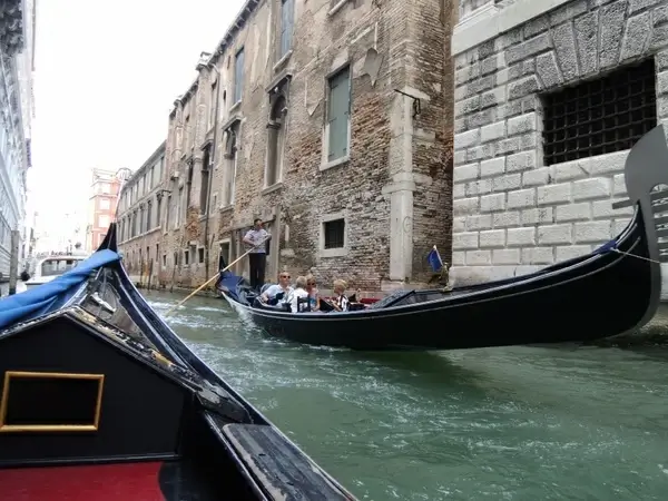 venice taly gondola