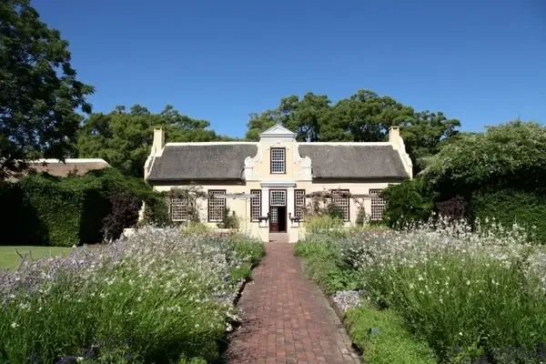 villa manor house property