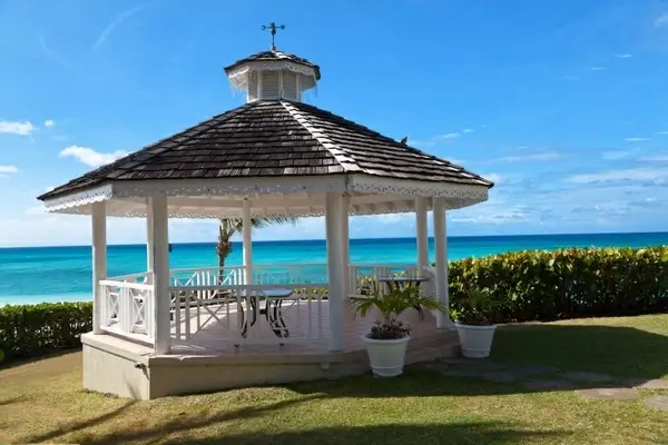 wedding gazebo by the sea