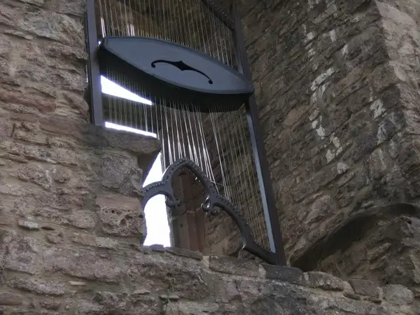 wind harp wind masonry