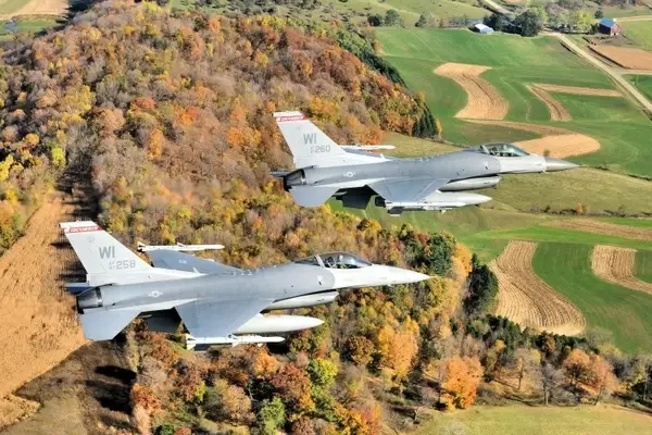wisconsin jets fighters