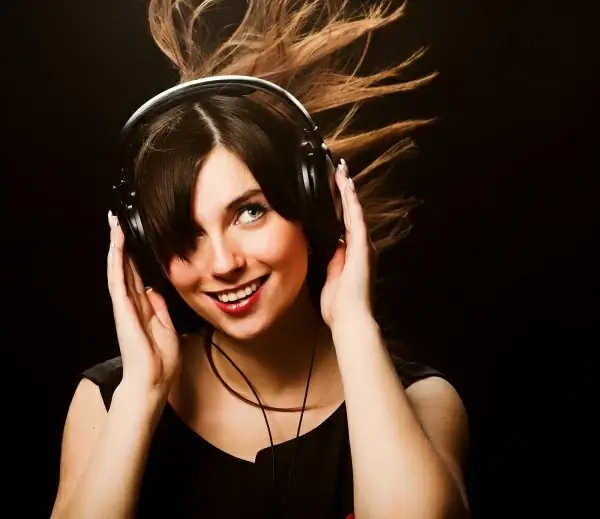 woman to enjoy music highdefinition picture 1