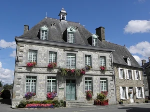 antrain france town hall
