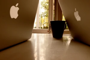 apples at work