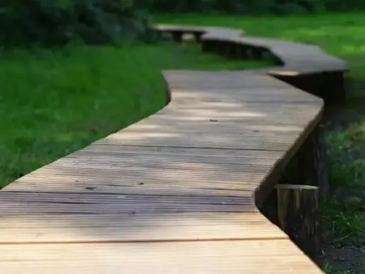 away wrong track garden