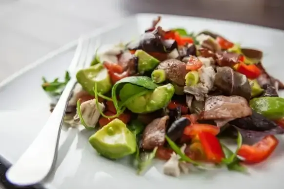 bacon avocado salad