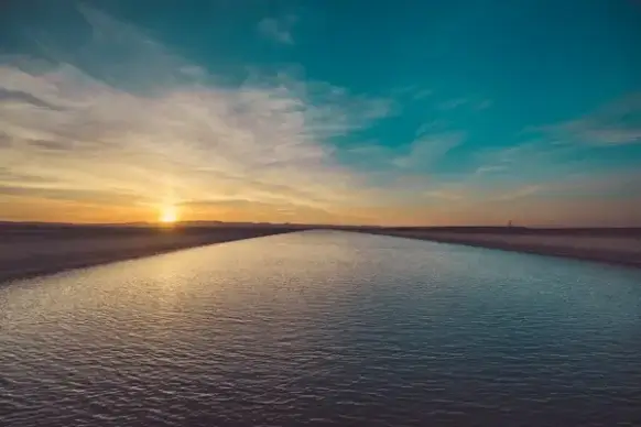 beach dawn dusk evening horizon lake landscape