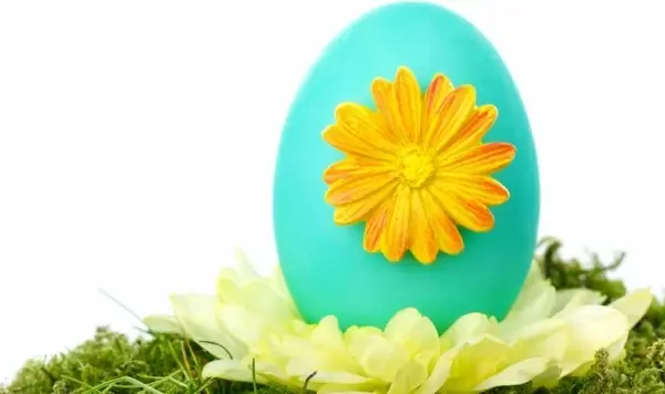 blue easter egg