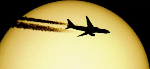 boeing 777 sun