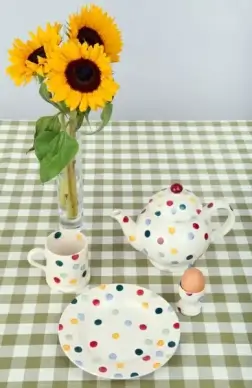 breakfast table