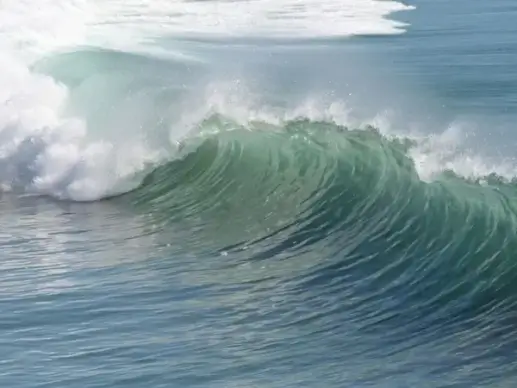 breaking wave