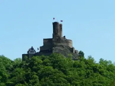 burgruine jeffstevenstone ehrenburg ruin