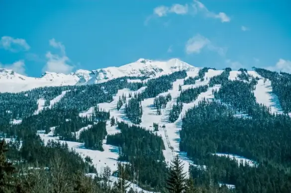 canada nature scenery picture elegant tranquil snowy mountain