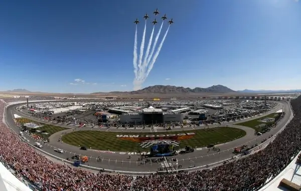 car racing nascar race track