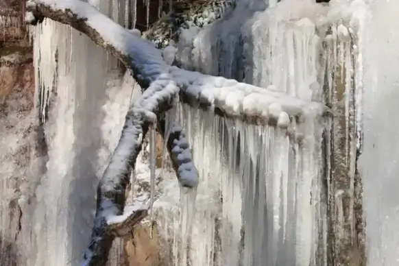 cascade ice cascada