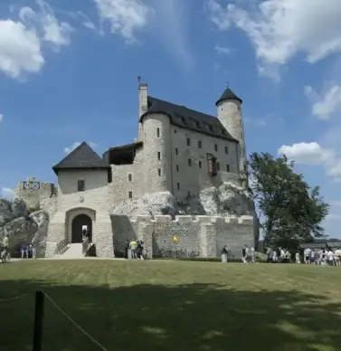 castle poland sky