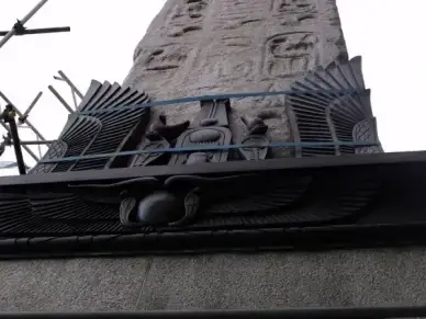 cleopatras needle on embankment london