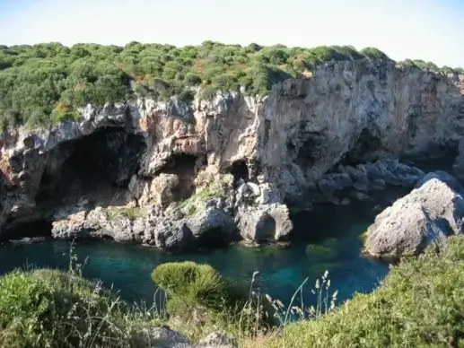 cliff rock caves