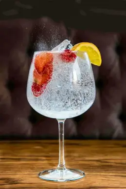cocktail drink picture elegant realistic closeup 