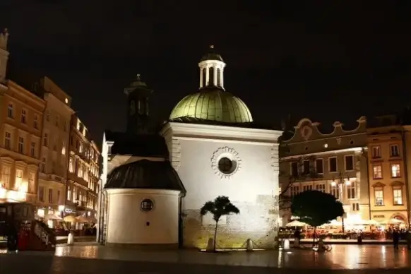 cracow at night