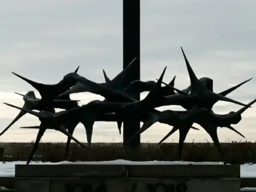 crown of thorns metal lerchenberg