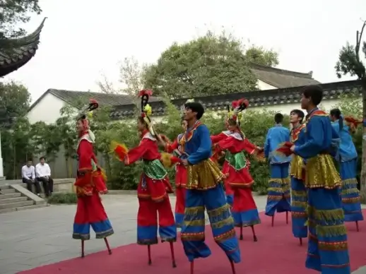 dancers